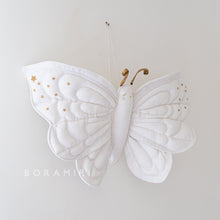 Charger l'image dans la galerie, PAPILLON REVEUR-SUR COMMANDE