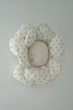 Charger l'image dans la galerie, FLEUR RÊVEUSE NOUVEAU JARDIN-SUR COMMANDE