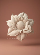 Charger l'image dans la galerie, JONQUILLE RÊVEUSE ECRU