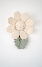 Charger l'image dans la galerie, DAISY MUSICALE - SUR COMMANDE