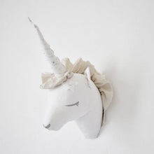 Load image into Gallery viewer, LICORNE RÊVEUSE WHITE
